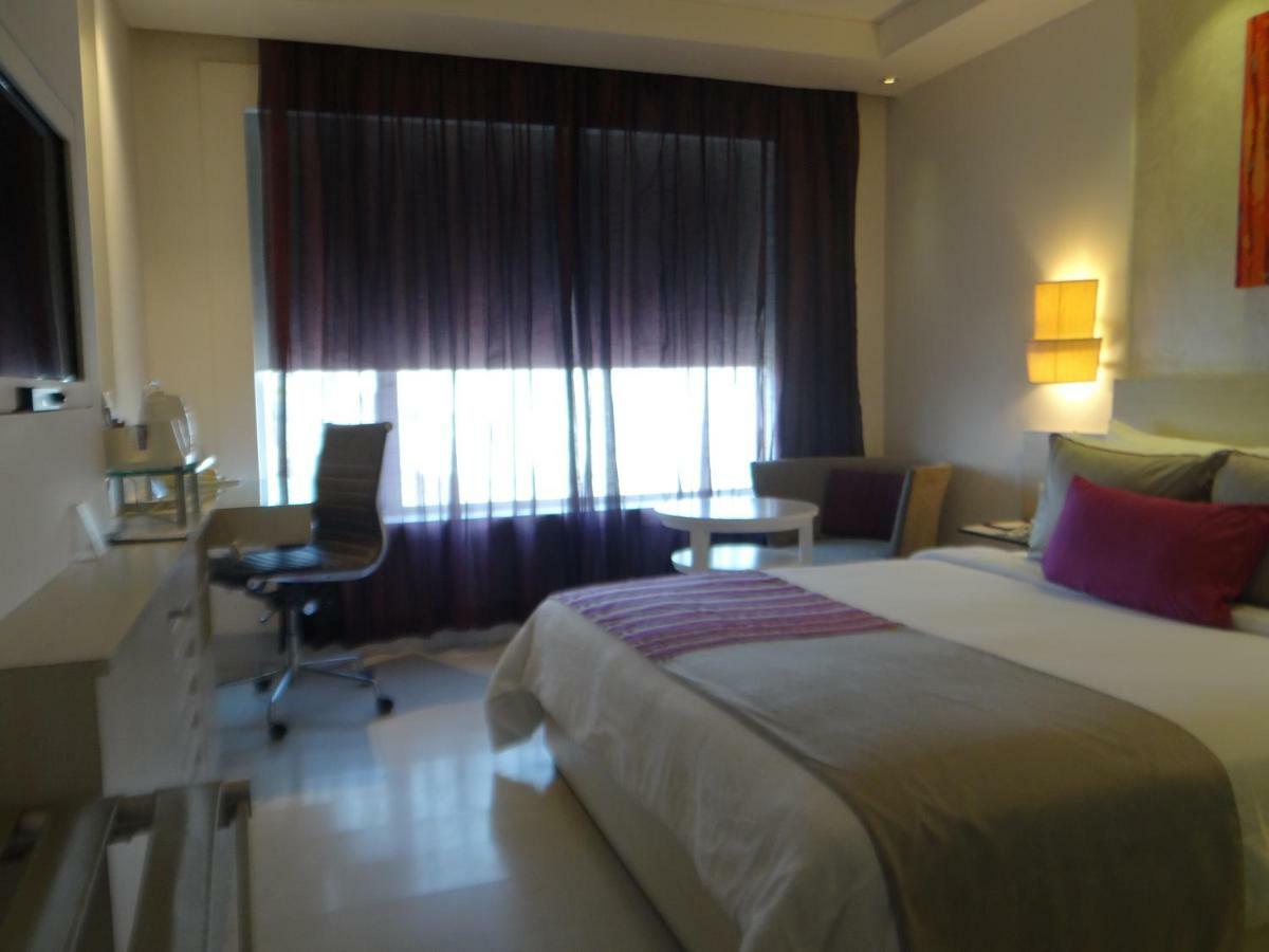 The Ashtan Sarovar Portico New Delhi Eksteriør bilde