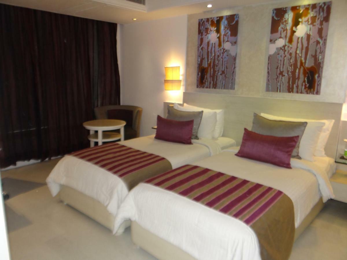 The Ashtan Sarovar Portico New Delhi Eksteriør bilde