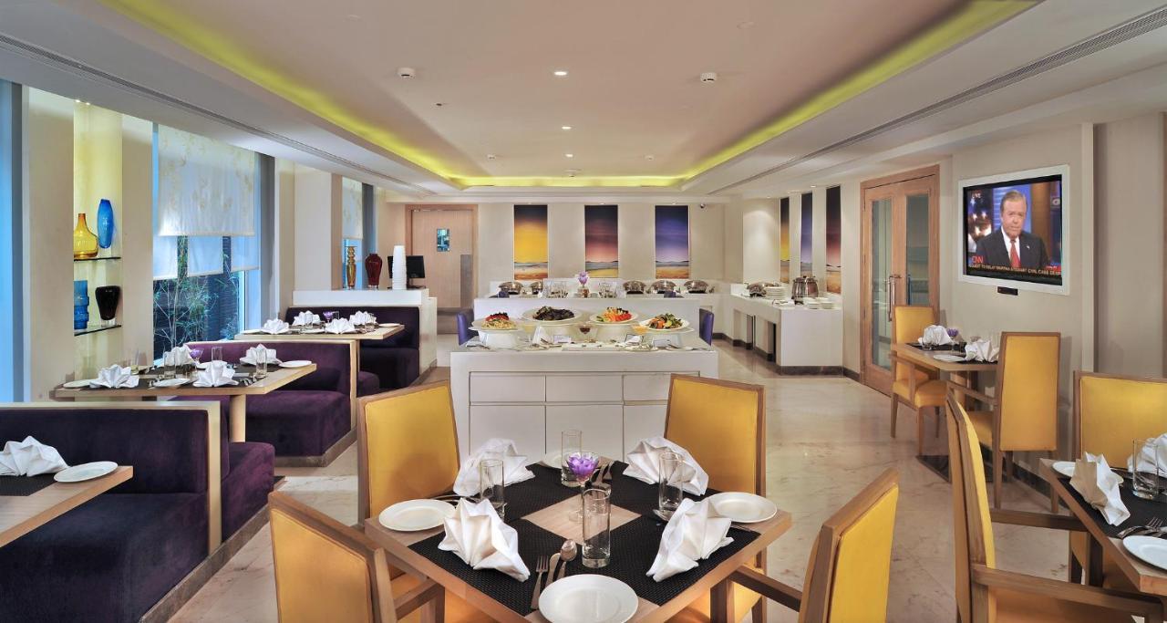 The Ashtan Sarovar Portico New Delhi Eksteriør bilde